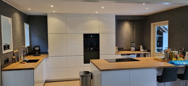 Private kitchen - Lovely family home in Laren (Laren)