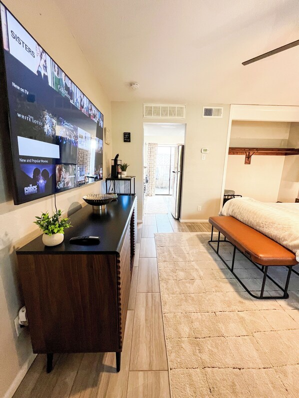 Strykejern/-brett, wi-fi (inkludert) og sengetøy