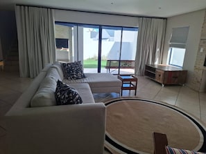 Casa, 4 habitaciones, fumadores, vistas al jardín | Sala de estar