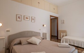 4 Schlafzimmer, Reisekinderbett, kostenloses WLAN