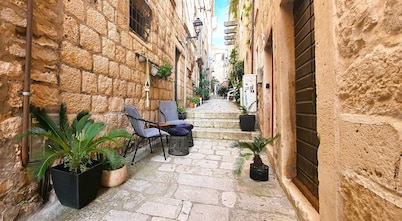 Fidelissima Palace Korčula. Immersion in centuries and comfort of modern life.