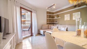 Apartment | Living room