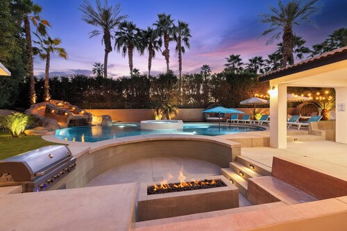 Paradise Palms Pickleball Waterslide 8Br