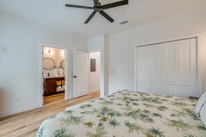 4 bedrooms, WiFi, bed sheets
