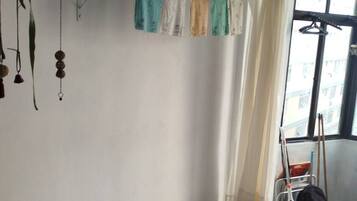 1 quarto, ferros/tábuas de passar roupa, Wi-Fi, roupa de cama