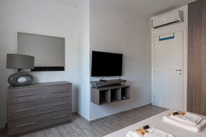 Standard Apartment, Balcony