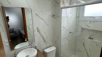 Toalhas de banho, sabonete