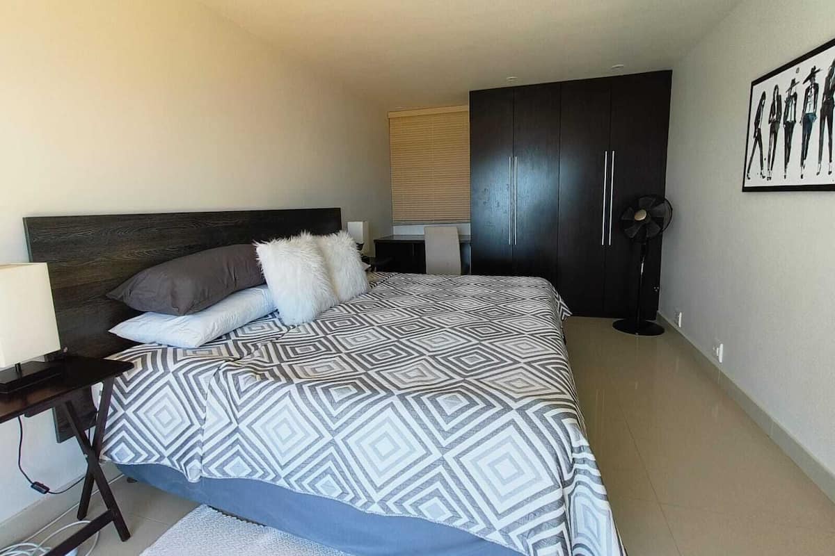 In-room safe, iron/ironing board, free WiFi