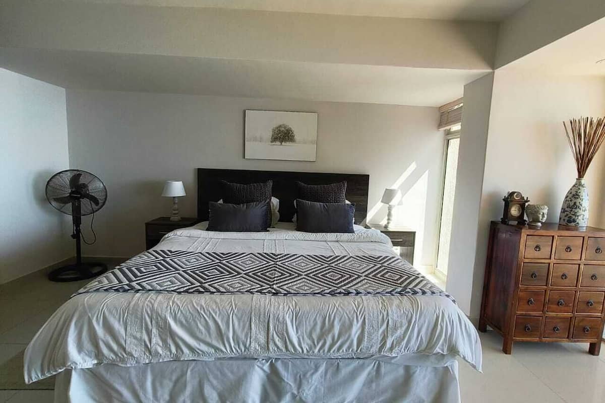 In-room safe, iron/ironing board, free WiFi