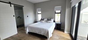 2 bedrooms - Seaside Retreat in Langebaan With Hot Tub and BBQ (Langebaan)