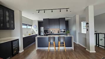 House, 2 Bedrooms, Smoking, Balcony | Interior