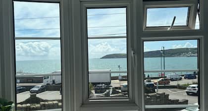 The Yacht Inn