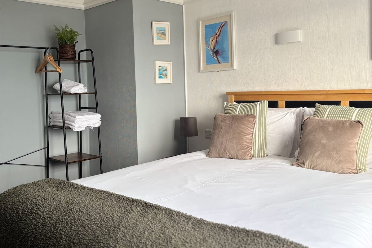 Double Room, Sea View (Room 4) | Bed sheets
