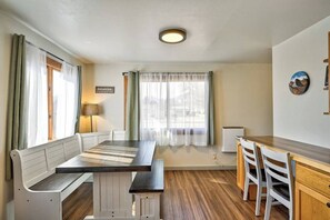 Dining - 4 Bed/1 Bath - 2 blocks to town! (Buena Vista)