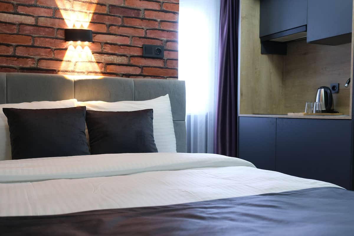 Comfort Suite, 2 Queen Beds | 2 bedrooms, premium bedding, desk, laptop workspace