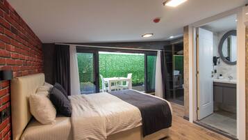 Superior Room, Balcony