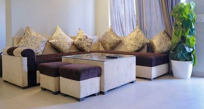 Vrindavan Dreams Hotel and Suites