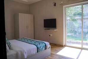 3BHK Villa | Balcony - Vrindavan Dreams Hotel and Suites (Vrindavan)