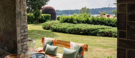 Villa, uitzicht op meer | Terras