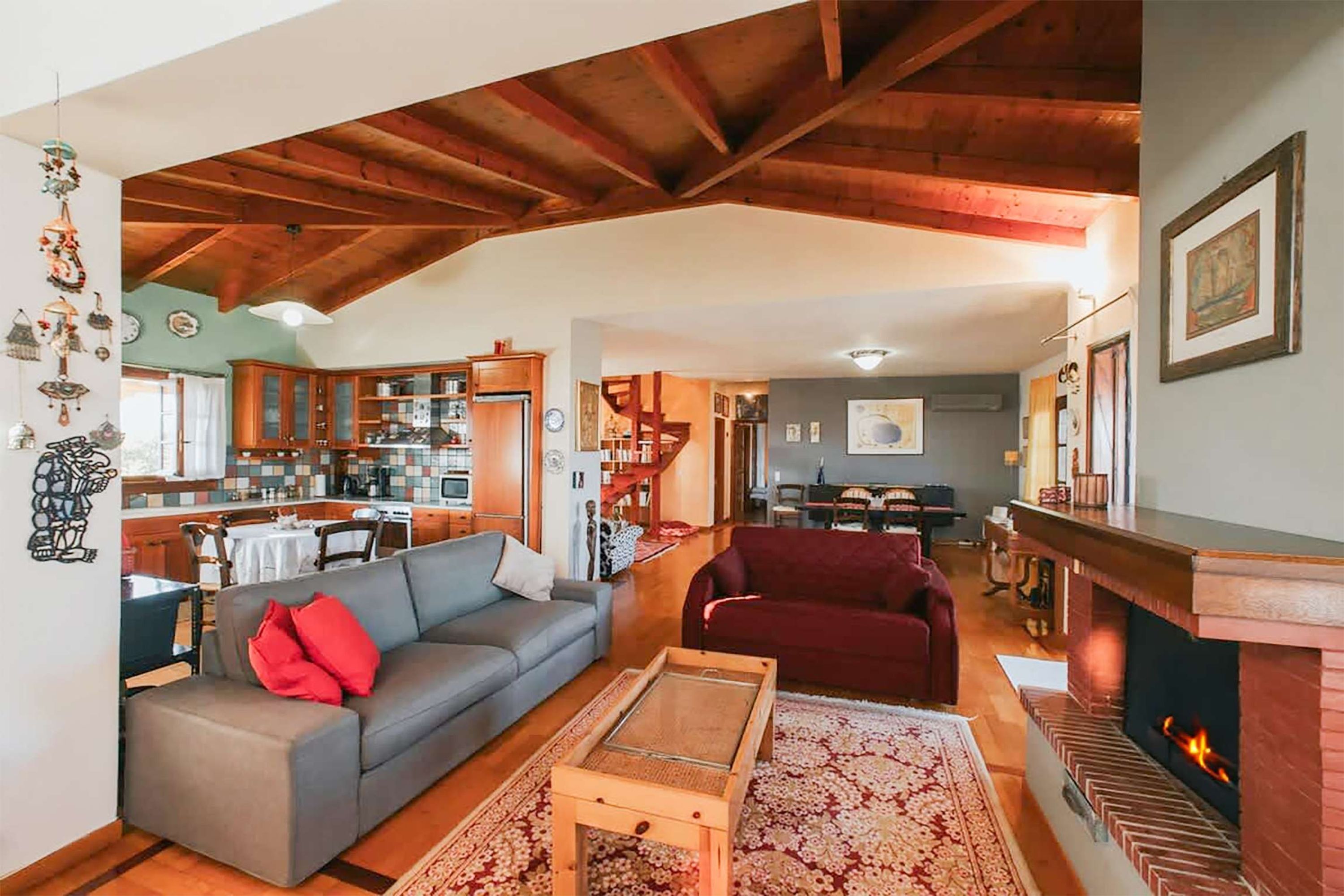 Villa | 2 bedrooms, desk, soundproofing, Internet