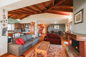 Villa | 2 bedrooms, desk, soundproofing, Internet - Villa Oneirama - Nafplio Garden Retreat (Nafplio)