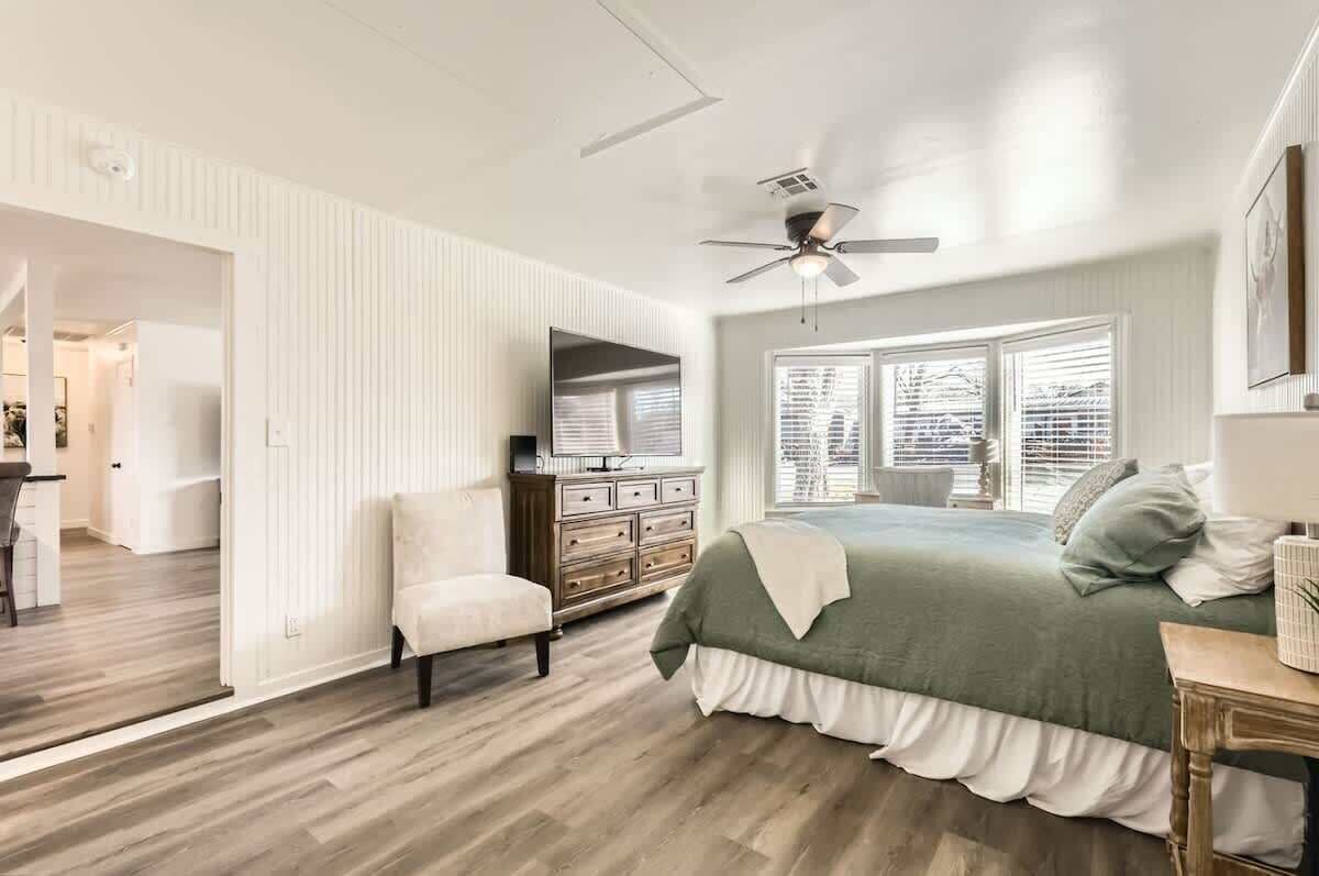 2 bedrooms, iron/ironing board, travel crib, WiFi