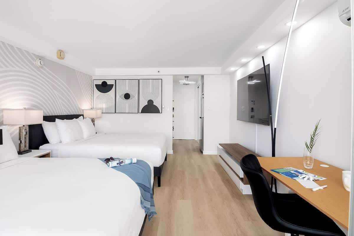 1 soverom, skrivebord, strykejern/-brett og wi-fi (inkludert)