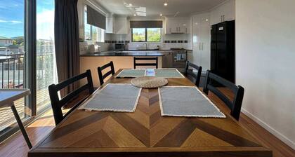 Tasman Tranquility - close to City & Airport