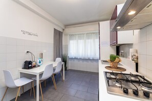 Shared kitchen - Vatican Luxury Apartment (Rome)