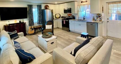 Charming Celtic Cottage Retreat – 2 Bed, 1 Bath Haven"