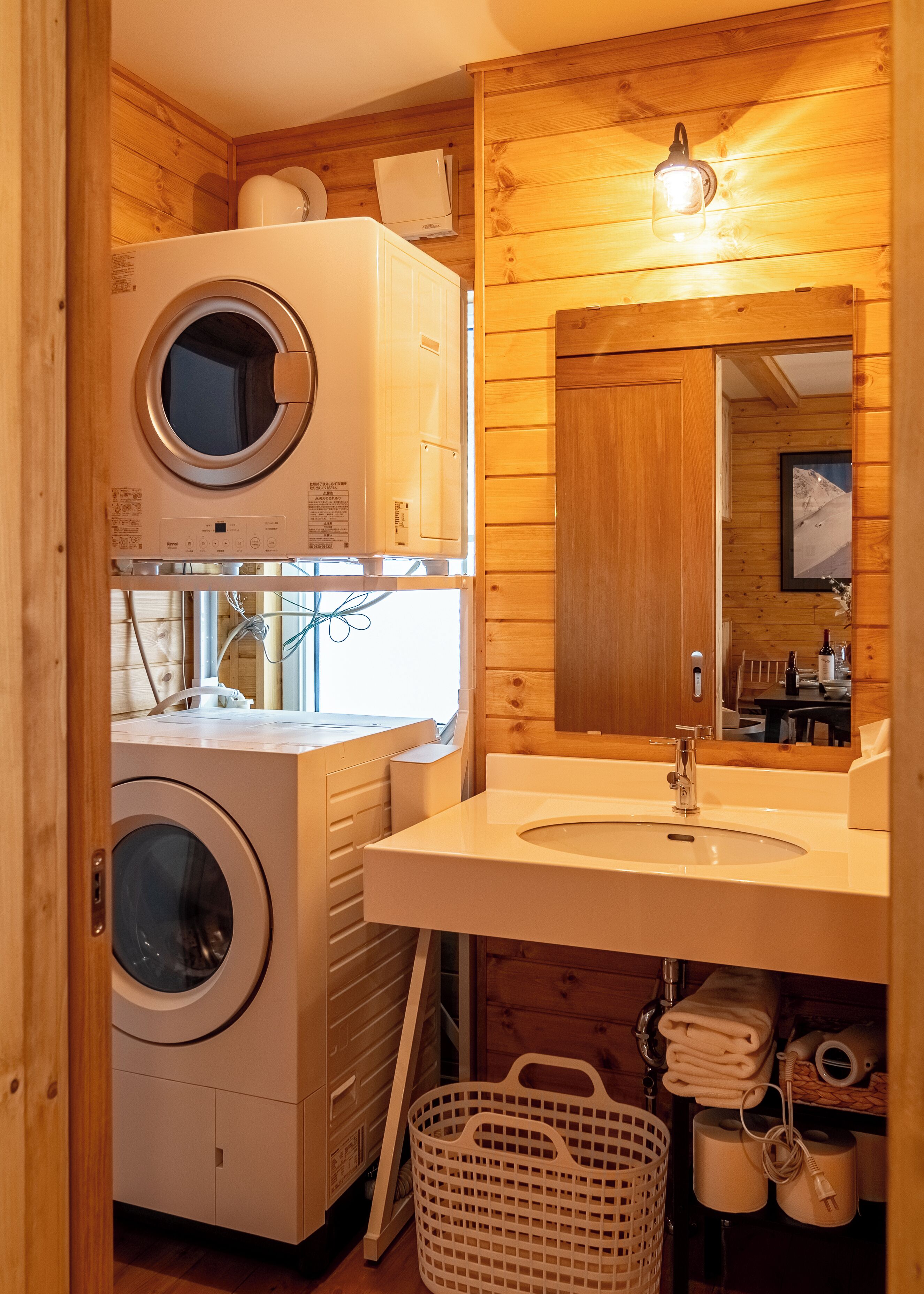 Luxury House, Mountain View | Bathroom | Separate tub and shower, free toiletries, hair dryer, towels