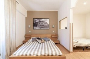 Standard Room | Free WiFi - Ubaldi Luxury Rooms (Rome)