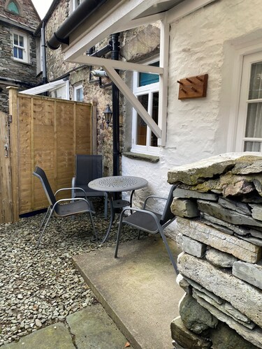 Traditional lakeland cottage refubished without losing old world charm, Car park