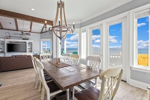 Dining - Gulf-front beach house for 17 with elevator & multiple decks! (Gulf Shores)