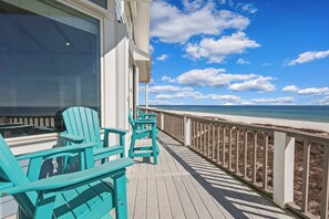 Property grounds - Gulf-front beach house for 17 with elevator & multiple decks! (Gulf Shores)