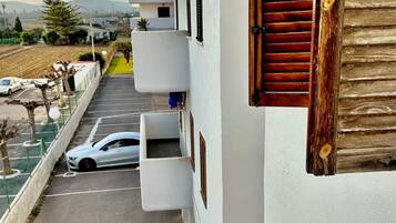 Apartemen, 2 kamar tidur, teras, pemandangan kota | Halaman properti