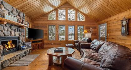 Winter Escape on Gilmore Lake! Fireplace, Two Living Areas