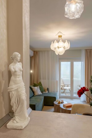 Apartment | 1 bedroom, Internet - Maison Elysee - An Elegant Apartment in Piata Romana (Bucharest)