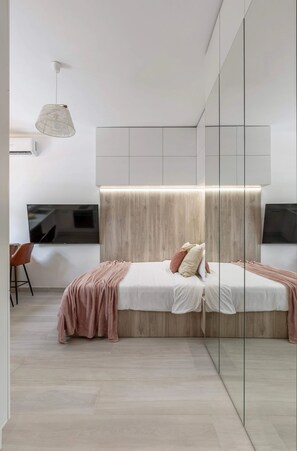 Room - Modern & Bright Studios on Amzei Square (Bucharest)