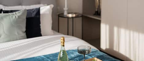 3 عدّة غرف نوم ومكتب