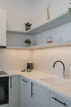 アパートメント | 3 室のベッドルーム、デスク