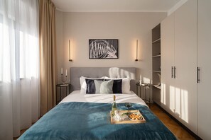 Apartment | 3 Schlafzimmer, Schreibtisch