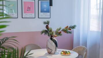 Apartment | 3 bedrooms, desk