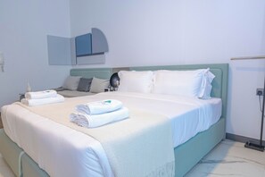 In-room safe, free WiFi - Bloomfields Modern STU MAG Eye In MBR (Dubai)