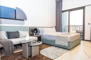 Studio Suite, Balcony, City View | In-room safe, free WiFi - Bloomfields Modern STU MAG Eye In MBR (Dubai)