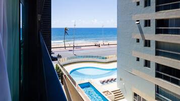 Comfort Quadruple Room | Pool