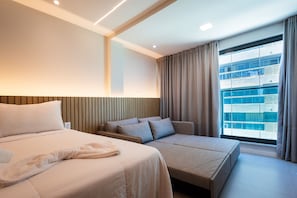 Comfort Quadruple Room | Interior - Art Studio Housi Salvador by Carpediem (Salvador)