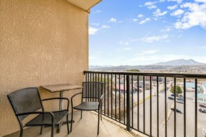 Deluxe Condo, 1 Bedroom, Mountain View | Balcony