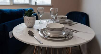 1 Bed Media City Flat | Free Parking