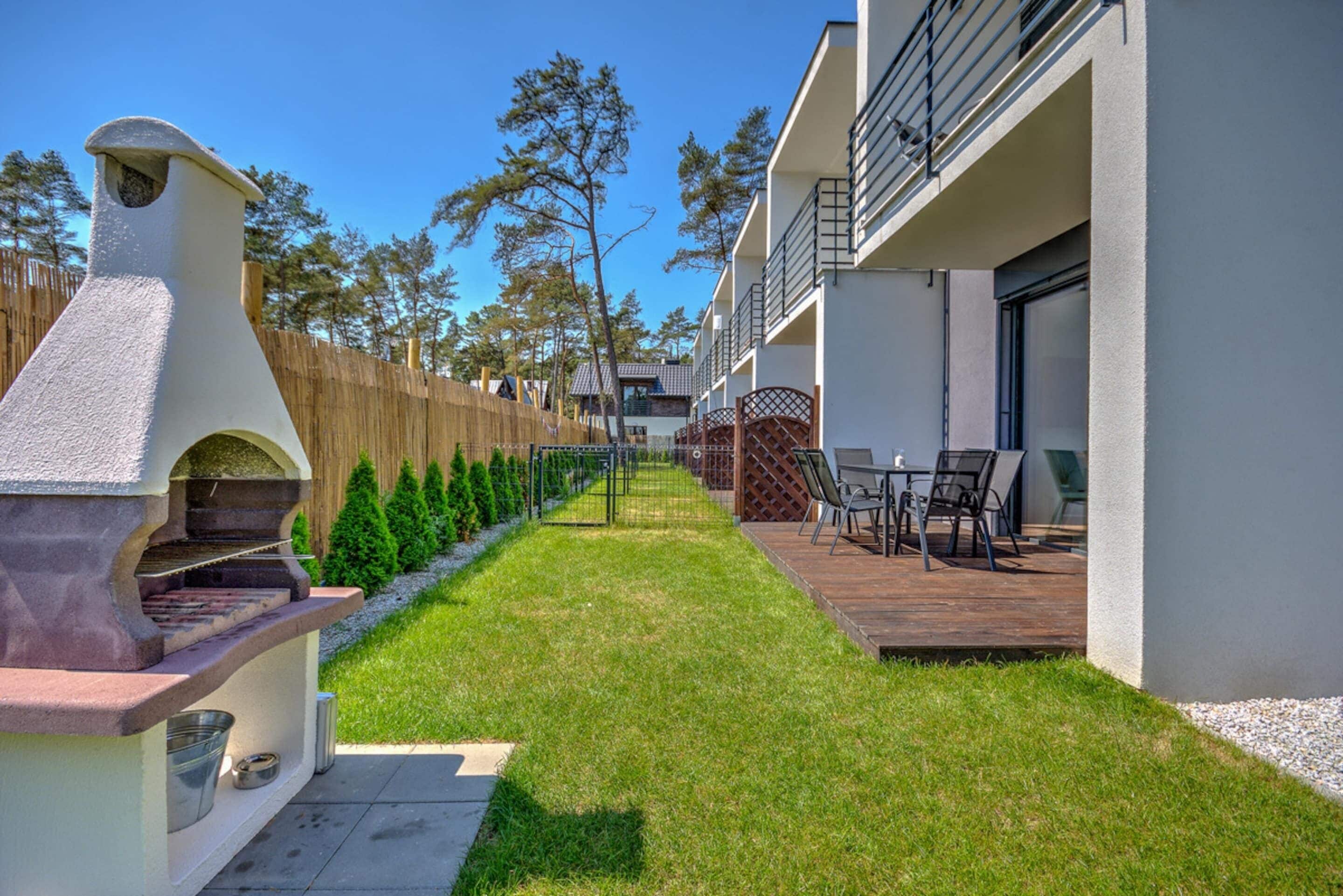 House | Outdoor dining